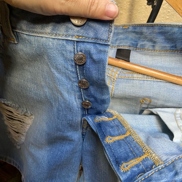 🛍️ Monki High Waist Denim  Shorts. Waist - 30 - Picture 5 of 11